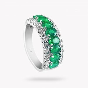 anillo de oro blanco con diamantes y esmeraldas - Luque Joyeros